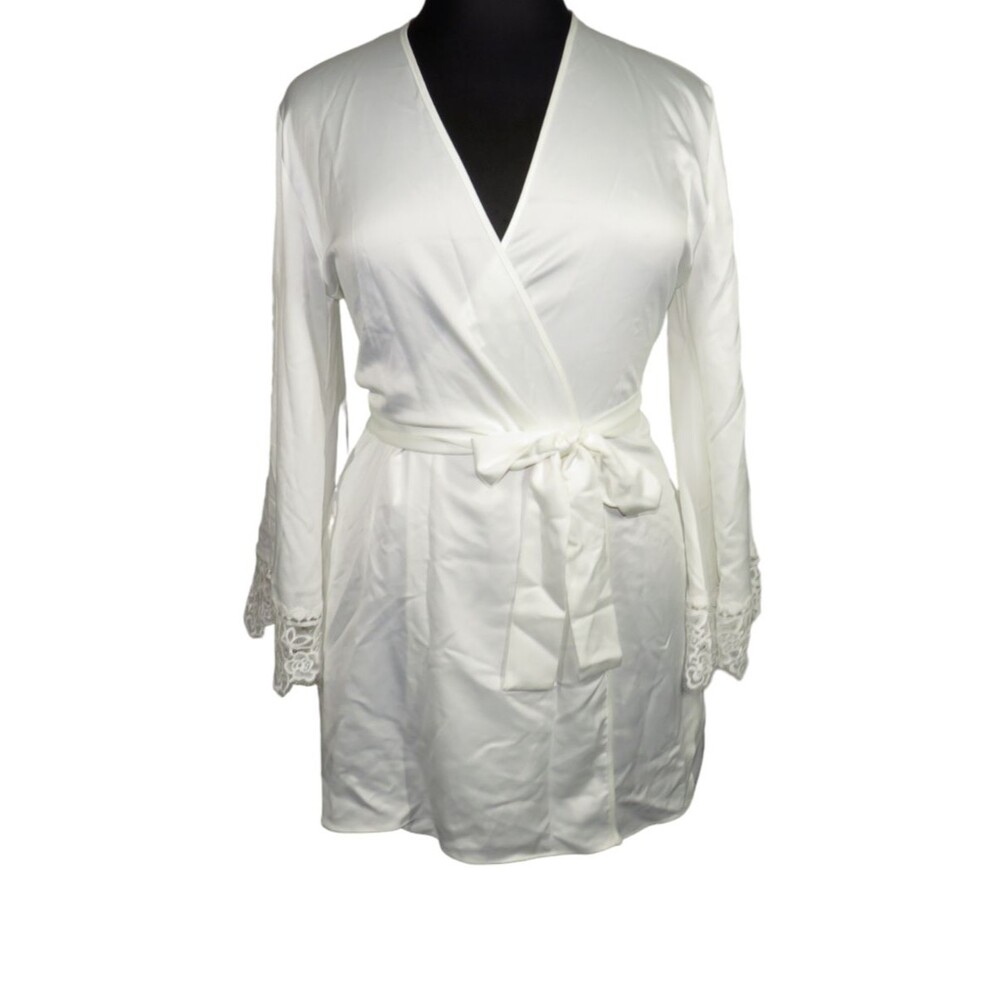 Anthropologie Rya Collection Rosey Cover Up Ivory Satin Robe Size XL